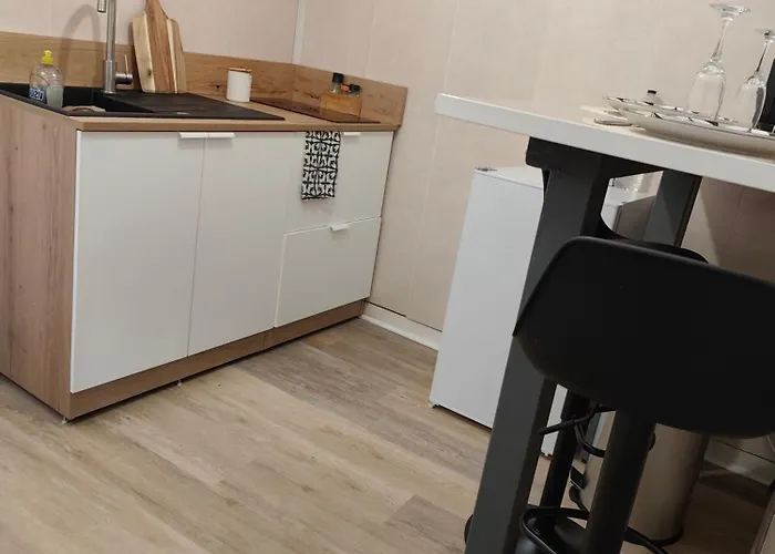 Elegant, Chaleureux Et Cosy A Апартаменты Реймс